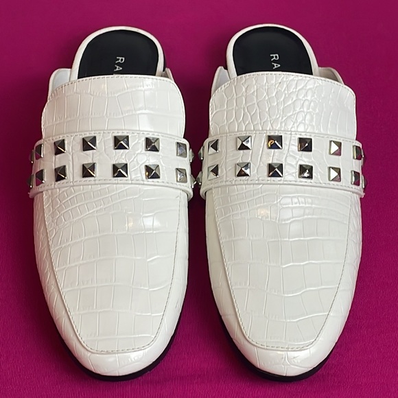 EUC Rampage Brady Mule White Crocodile Embossed Women’s Size 7.5 - Picture 2 of 8